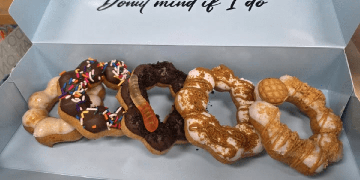 Emmay Mochi Donuts & Hero Claw Kingdom Emmay Mochi Donuts & Hero Claw Kingdom